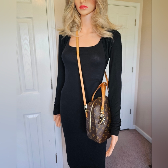 Authentic LOUIS VUITTON Monogram Spontini Crossbody Bag - Picture 15 of 15